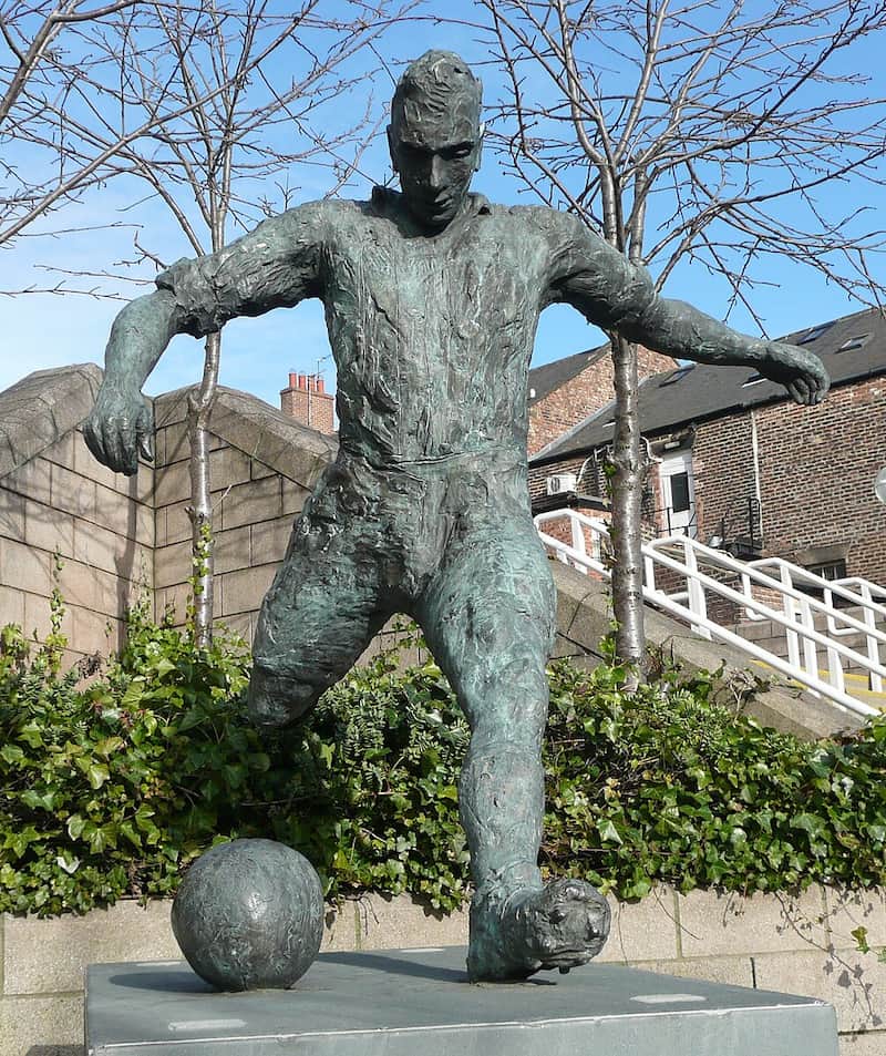 Statue of Jackie Milburn at the south-east corner of St James' Park
